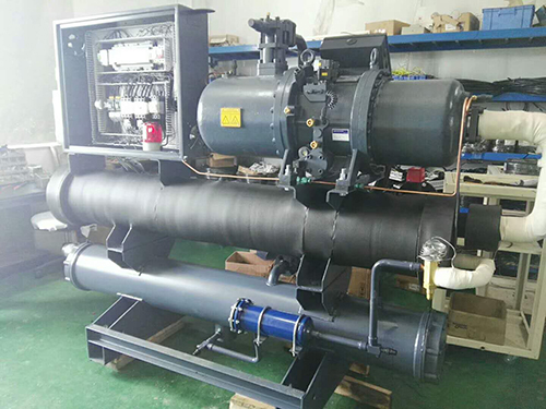 水冷螺杆式冷水机生产