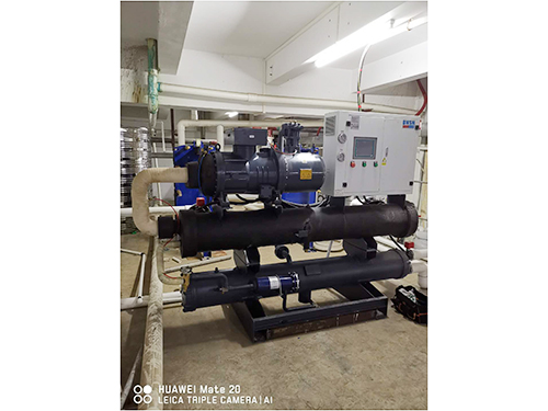 50匹螺杆式冷水机组